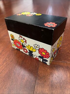 Vintage 1960s Style Metal Recipe Box, Flower Power Pattern
